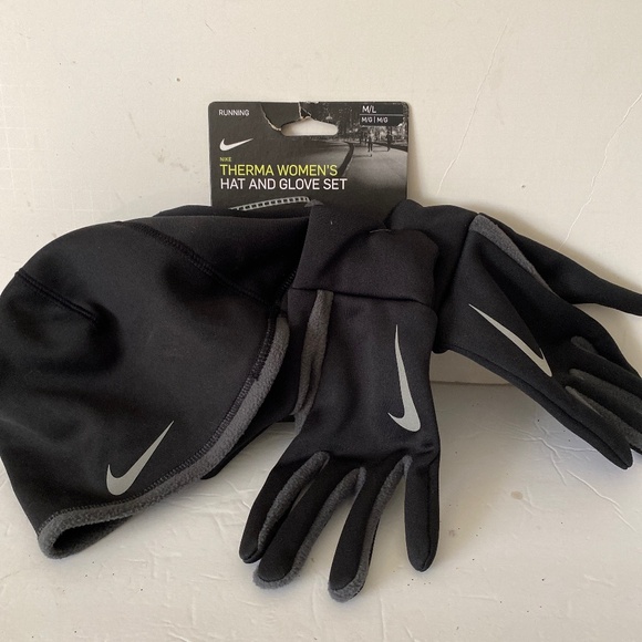 Nike Therma Hat and Gloves. NWT. M/L - Picture 1 of 6